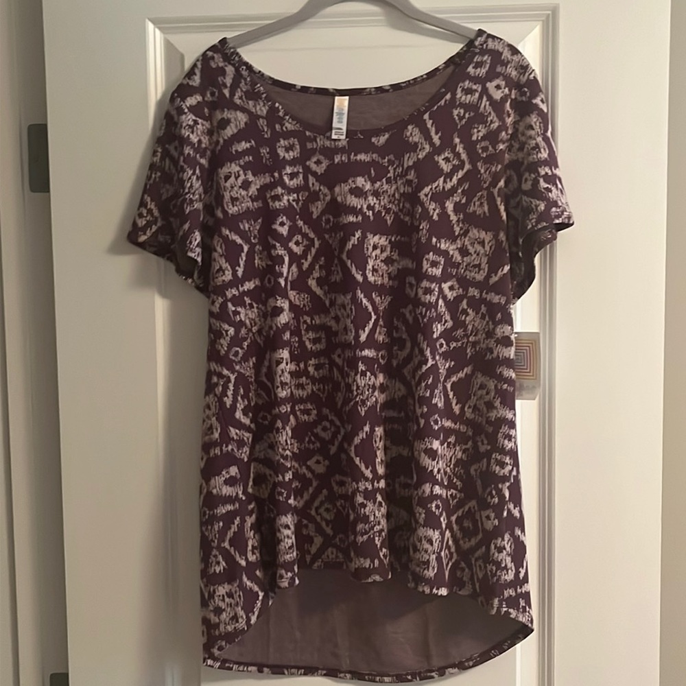 XL New with tags Classic T-Shirt from LulaRoe!